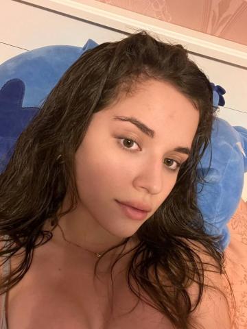 Флора Сексуальная Студентка